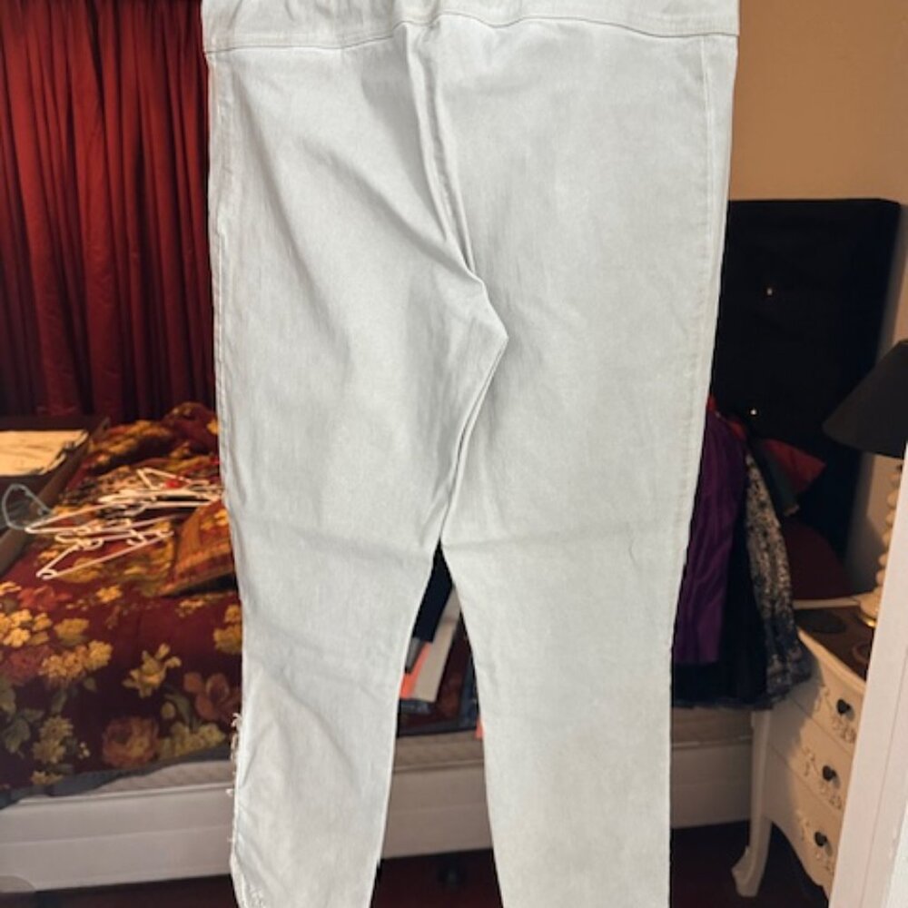 Pants - Picture 10 of 10